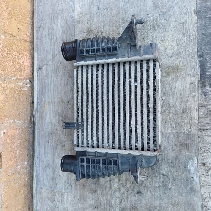 Renault clio 3 05-12r 1.5 dci радіатор інтеркулера інтикуляр інтеркул
