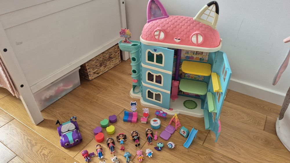 Koci domek gabi plus figurki