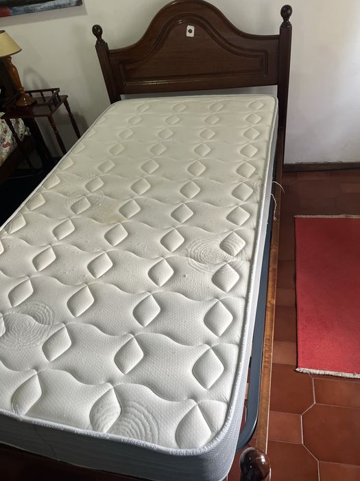 Cama de solteiro