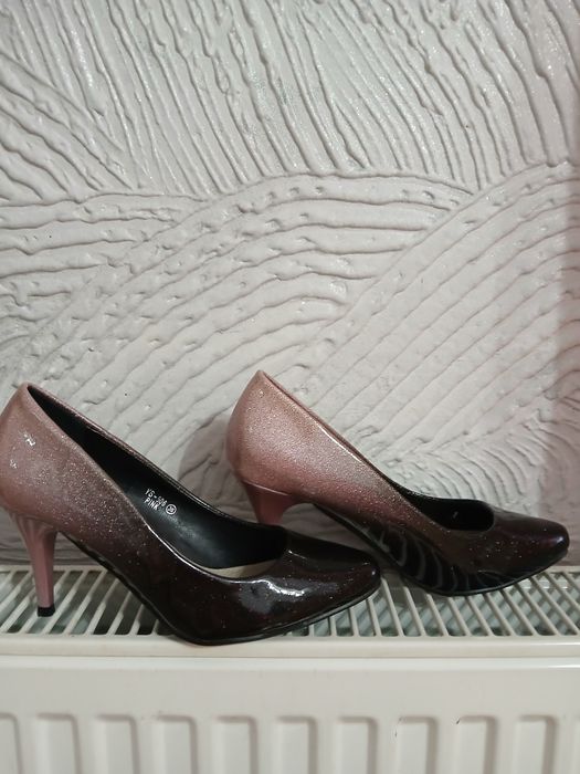 Nowe czółenka szpilki36