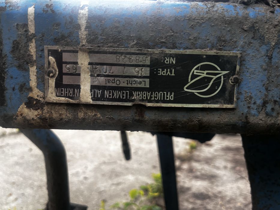 Оборотний плуг Lemken Opal 90