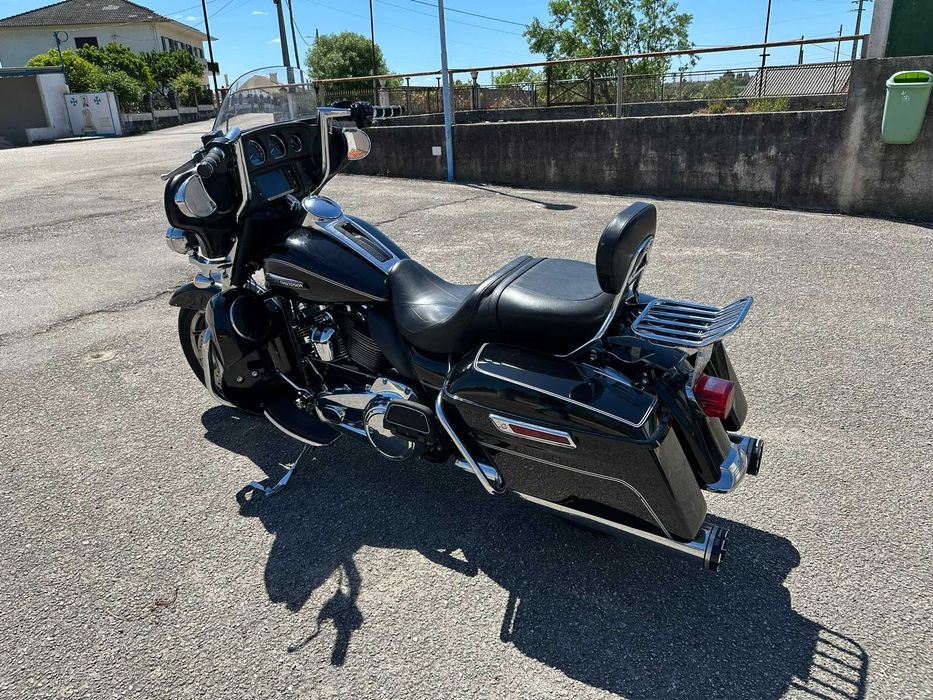 Harley Davidson FLHTCUI 107 Electra Glide Ultra Limited 2017