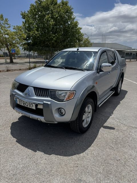 Mitsubishi L200 2.5 TD CD CM JLL+AC
