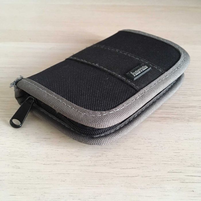 Hama - bolsa para cartões de memória + cartão SD de 8GB + adaptador
