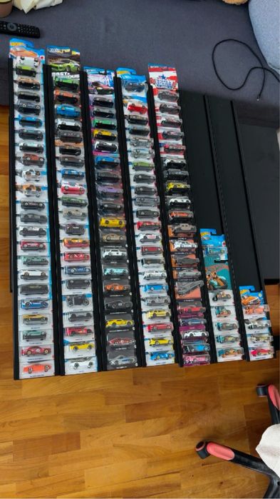 Hotwheels kolekcja plus wieszak