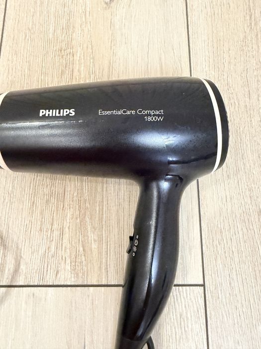 Фен Philips 1800W