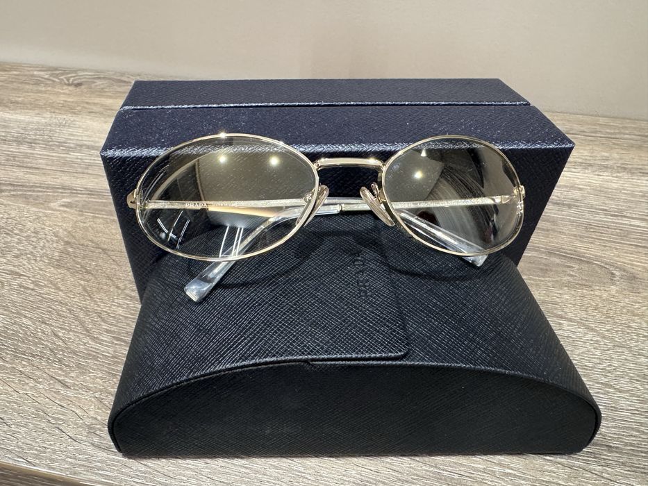 Окуляри Prada жіночі