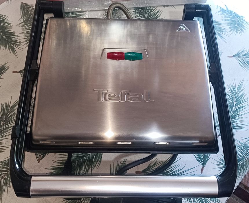 Гриль TEFAL PaniniGrill GC241D38 б/у