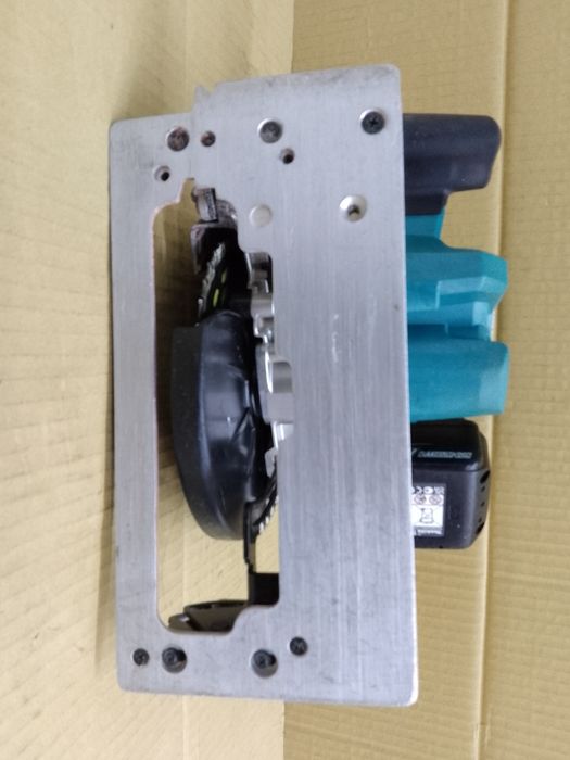 Makita DHS660 Piła Najazdowa Pilarka Tarczowa Najazdówka 18V 5.0Ah