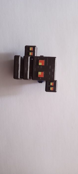 Figurka Minecraft Kinder Joy Steve VC308 i Magma VC 323