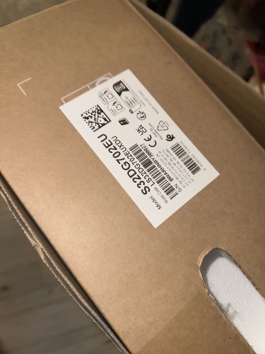 Monitor SAMSUNG Odyssey G732" 3840x2160px IPS 144Hz 1 ms