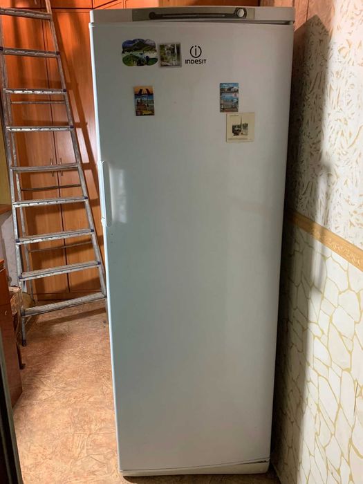 Морозильна камера Indesit, самовивіз Полтава