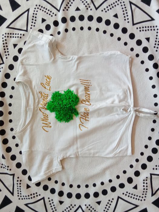 T-shirt biały z koniczyną 122 Dunnes Stores