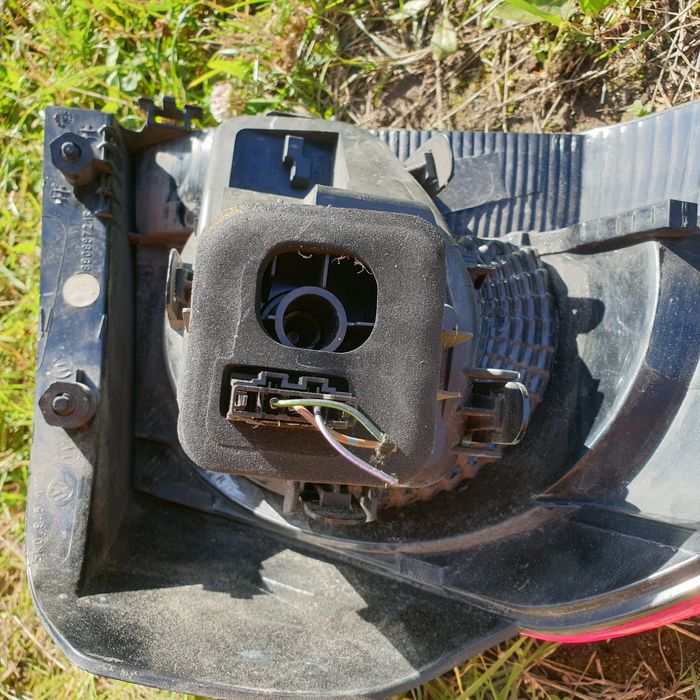 Lampa prawa tylna VW Golf VI