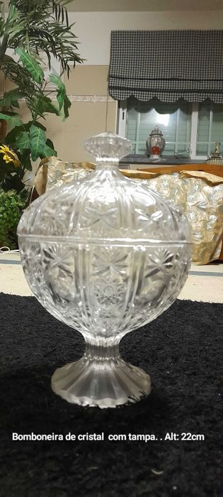 Bomboneteira de cristal. Elegante oferta para o Natal.