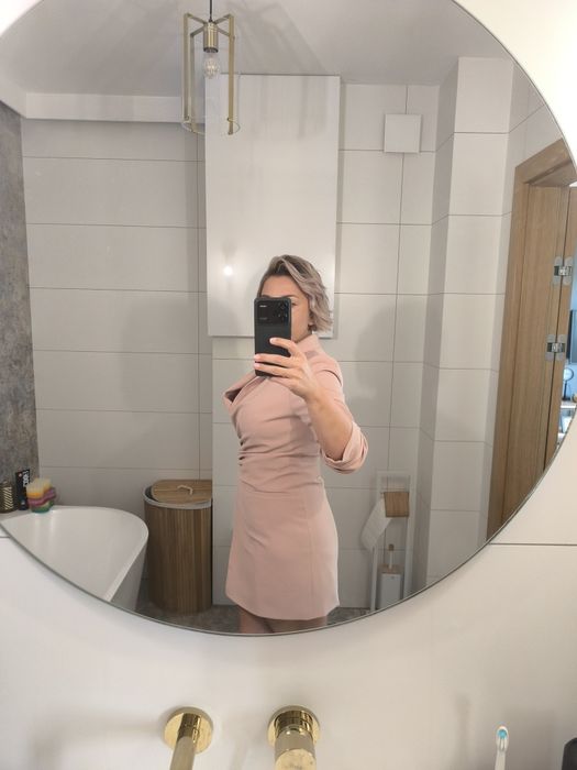 Elegancka sukienka pudrowy róż L