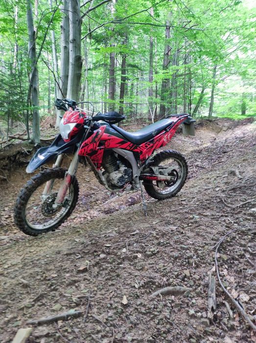 Продам Loncin LX 250 GY-3
