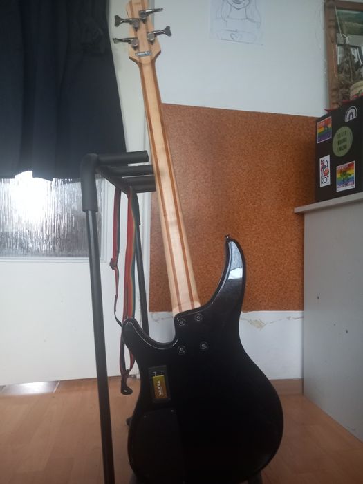 Yamaha trbx304 gitara basowa bas