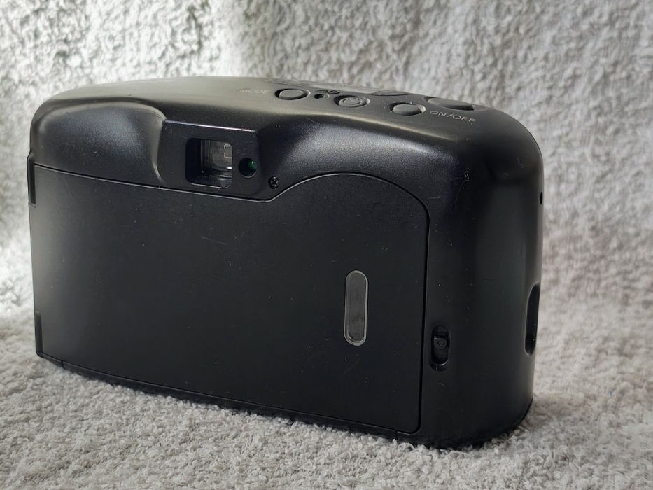 Aparat analogowy kompakt Panasonic na kliszę film