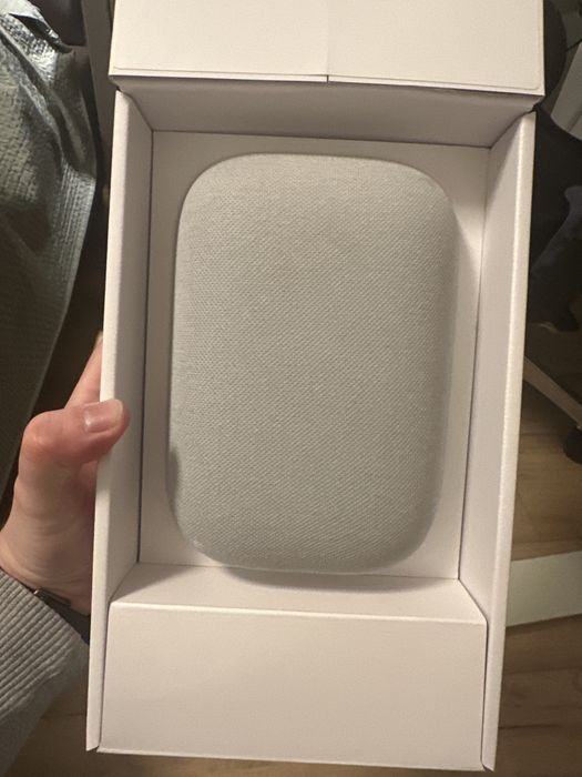 Głośnik Google Nest Audio chalk