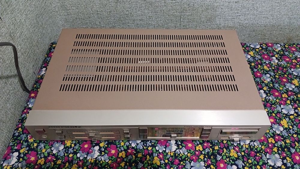 Marantz PM 330 супер сосояние