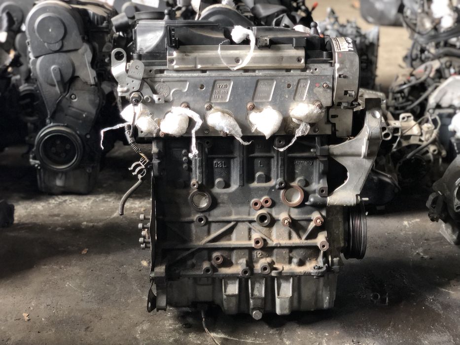 Мотор двигун 1.6 tdi cay cayc пассат б6 гольф 6 шкода а5 суперб 2