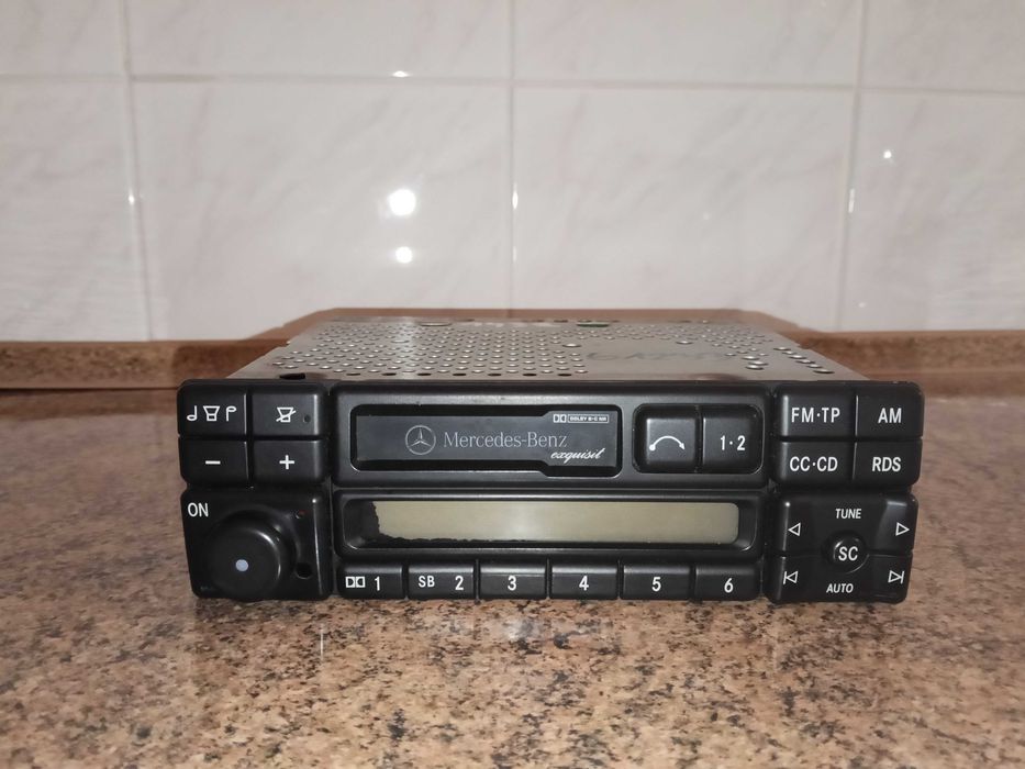 becker/panasonic exquisit radio mercedes  W124, W140, W201, W202, W210, R129. A0038205786