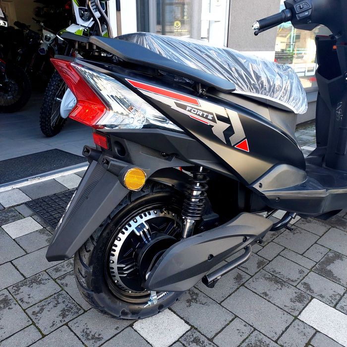 Електроскутер FORTE LEON PRO 2500W 72V/32Ah, гарантія, доставка