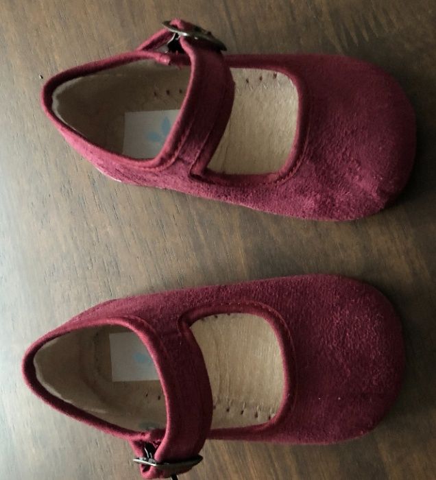 Sapatos, tamanho 20, NOVOS!Portes grátis.