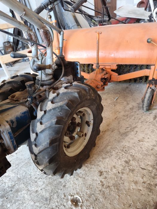 Zamiatarka spalinowa