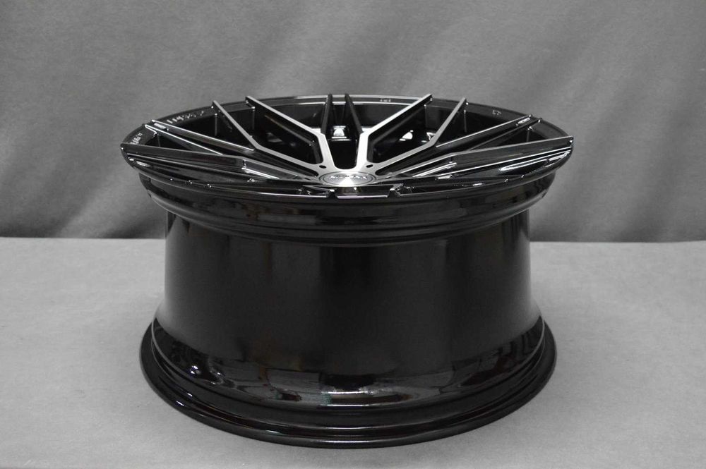 PROMOCJA! Felgi RIVIERA RF101 19" 9,5J ET35 5x112 Black Polished