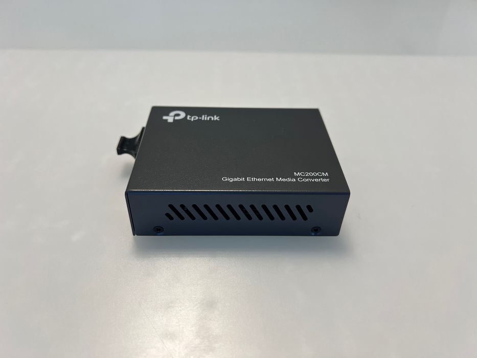tp-link Gigabit Multi-Mode Media Converter (MC200CM)64586503142529123