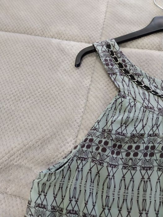 Vestido de alças forrado