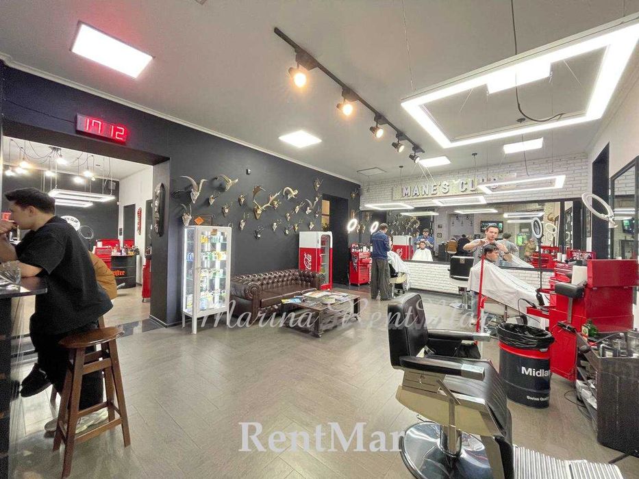 Красивое фасадное помещение ул Жуковского