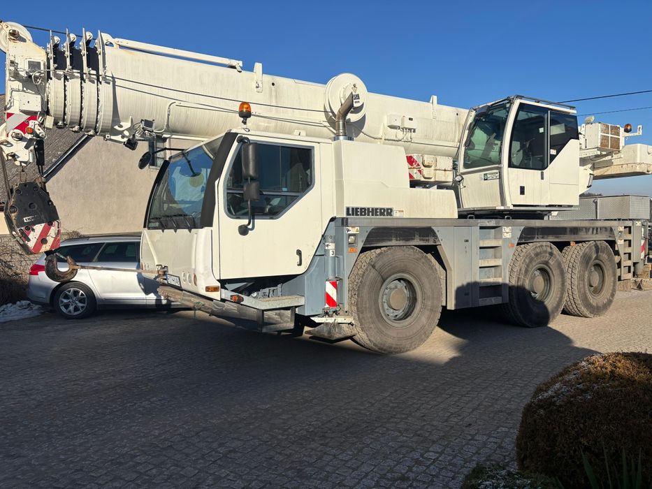 Кран Liebherr LTM 1055-3.2 2011.