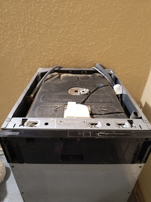 Zmywarka Zanussi  slim 45 cm