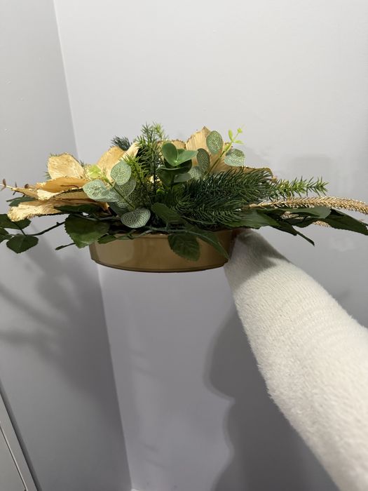 Kompozycja nagrobna świąteczna / stroik świąteczny