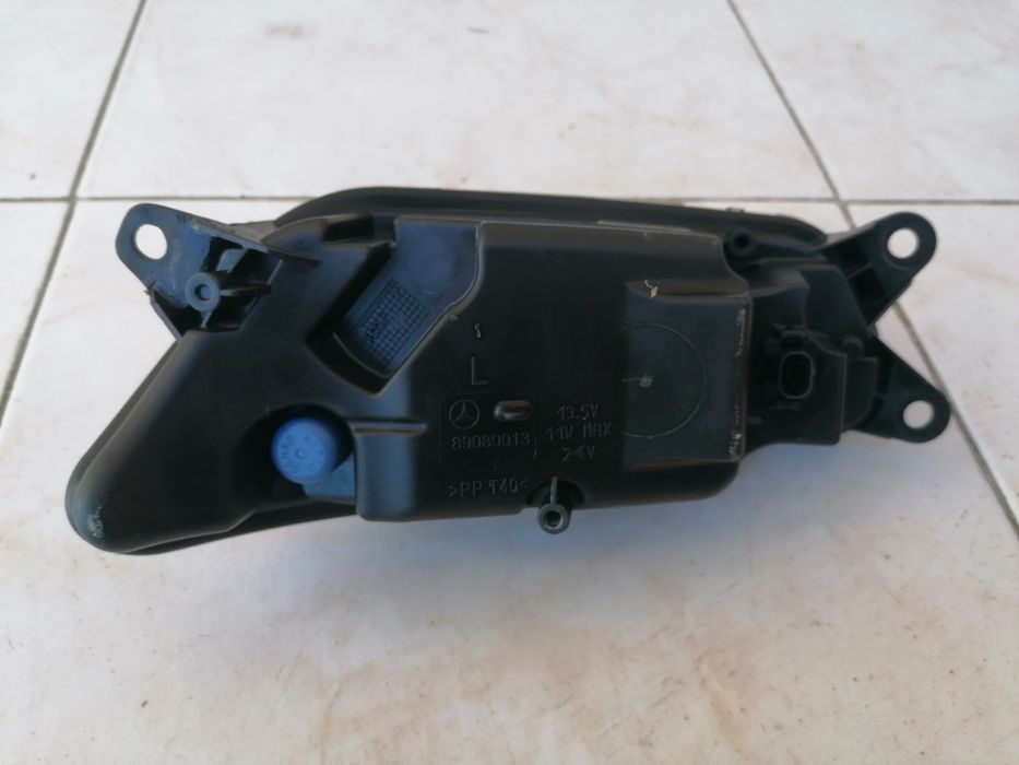 farol de nevoeiro Mercedes E