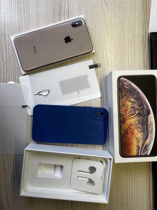 Продам iPhone XS Max gold 64 GB neverlock