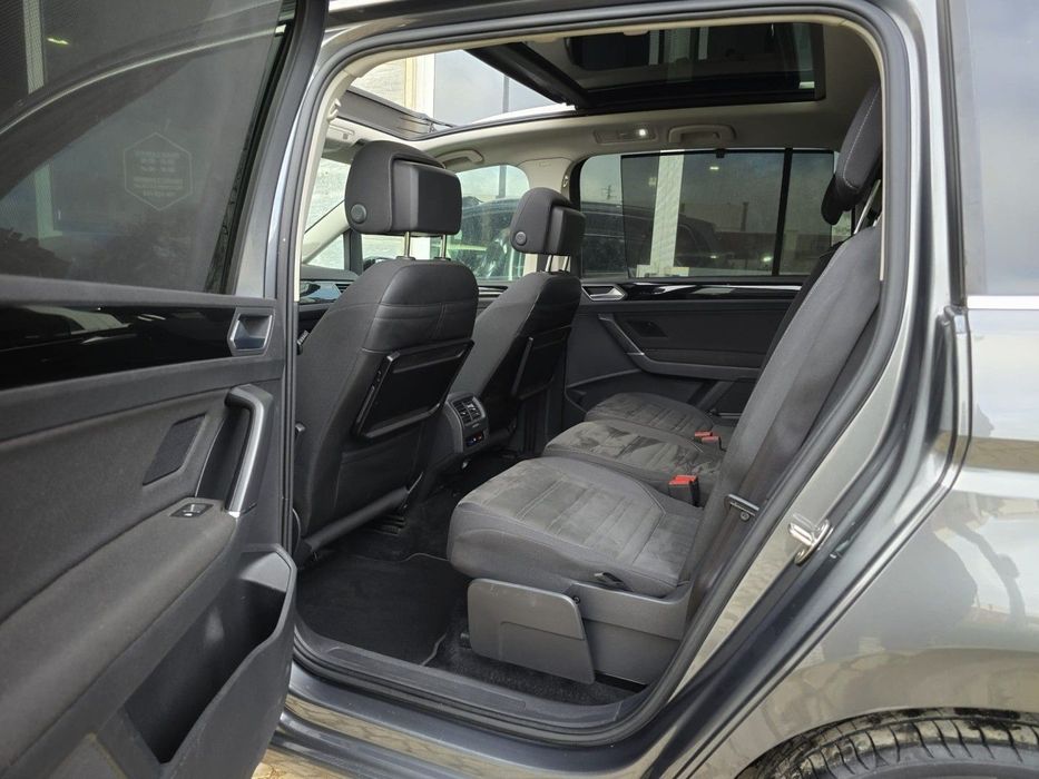 VW Touran 1.6 TDI Blue.Hig.DSG 5L
