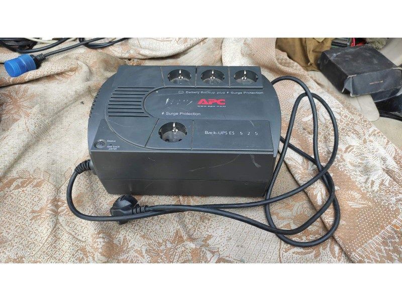 Бесперебойник ИБП UPS APC Back-UPS ES 525 (BE525-RS) синусоїда
