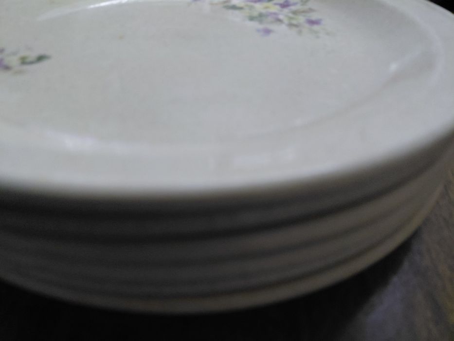Conjunto de 6  pratos / terrina, marca ALFE, desde