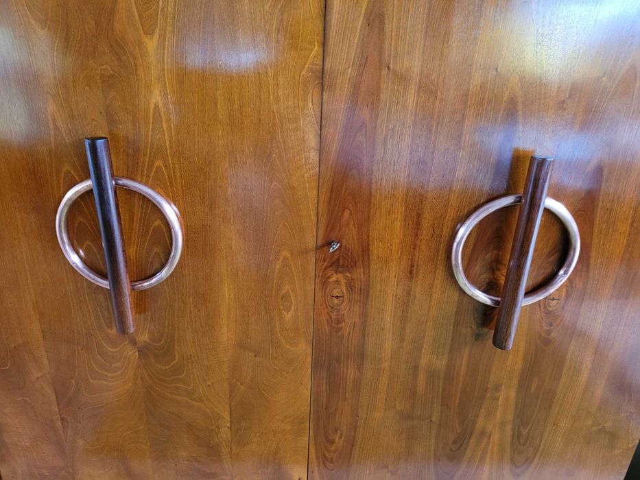 Lindíssimo roupeiro antigo arte Deco - restaurado