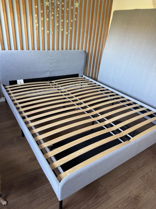 Estrutura de cama estofada ikea Slattum