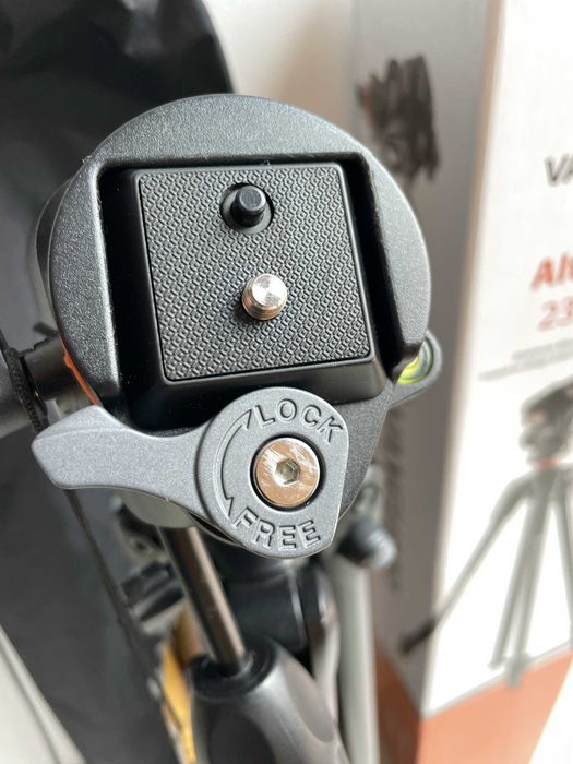 Statyw fotograficzny Vanguard Alta CA 233 AP