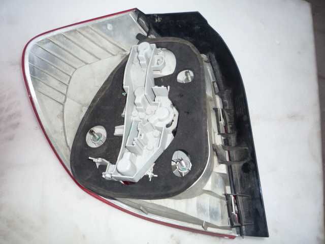 Lampa tylna lewa BMW E81  E87