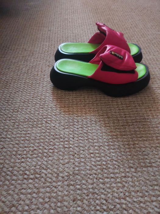 Шлепанцы кожанные