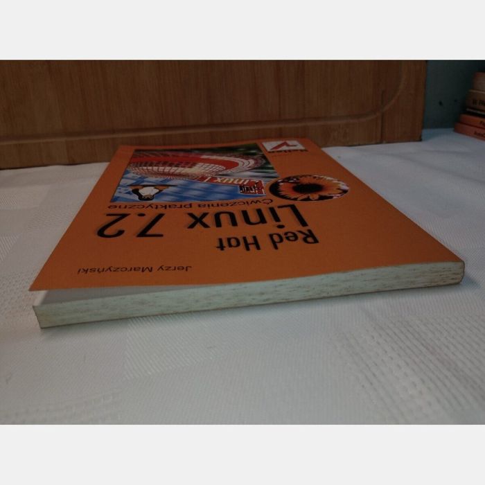 Red Hat Linux 7.2. Jerzy Marczyński
