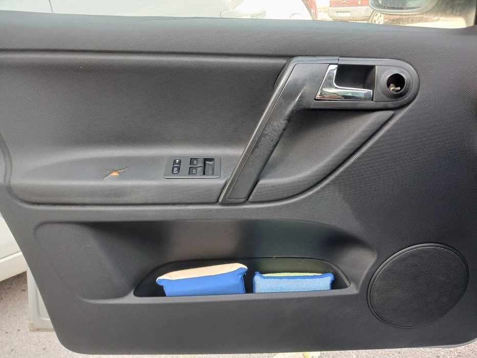 VW Polo 1.0 Gasolina – Económico – A andar