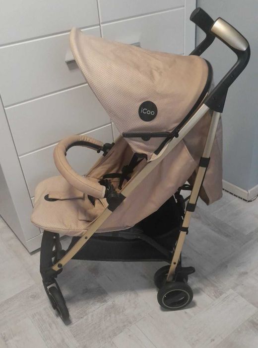 Wózek spacerowy icoo pace beżowo złoty